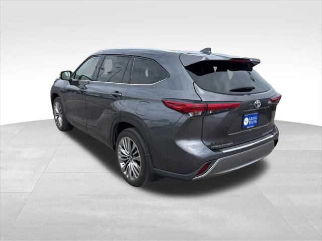 2021 Toyota Highlander Platinum