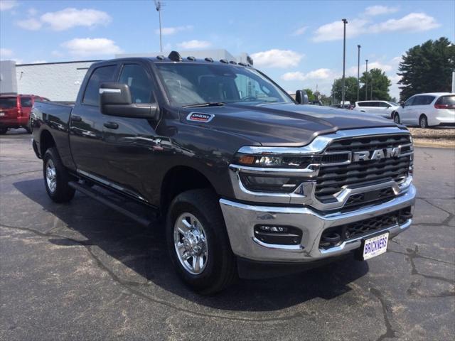 2025 RAM 2500 Tradesman Crew Cab 4x4 64 Box