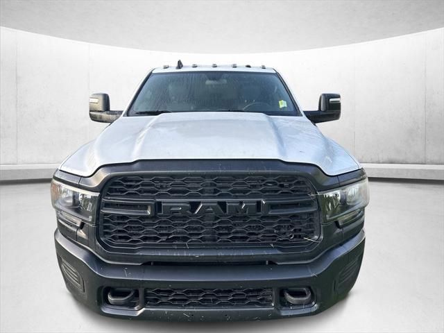 2023 RAM 3500 Chassis Tradesman/SLT/Laramie/Limited