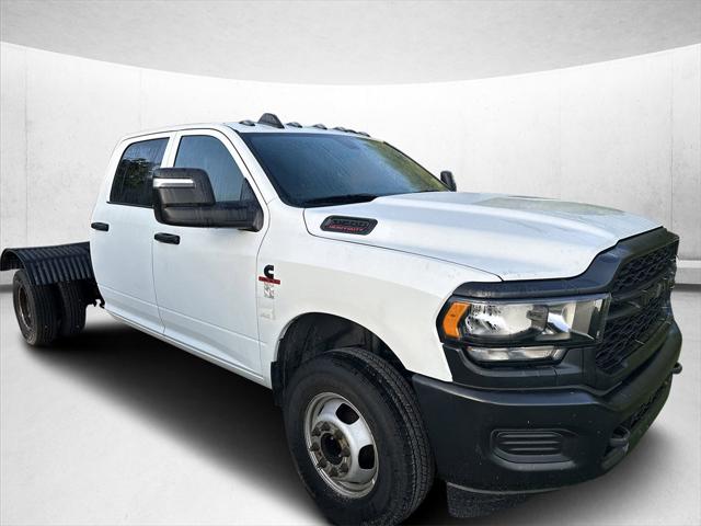 2023 RAM 3500 Chassis Tradesman/SLT/Laramie/Limited
