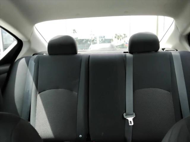 2012 Nissan Versa 1.6 SL
