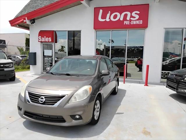 2012 Nissan Versa 1.6 SL
