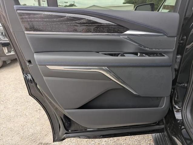 2026 Cadillac Escalade IQL Luxury AWD