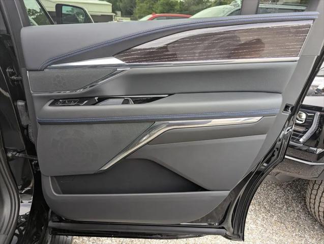 2026 Cadillac Escalade IQL Luxury AWD
