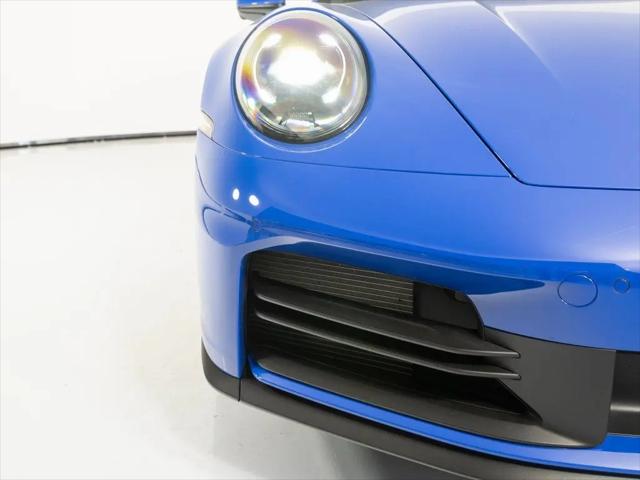 2025 Porsche 911 Carrera
