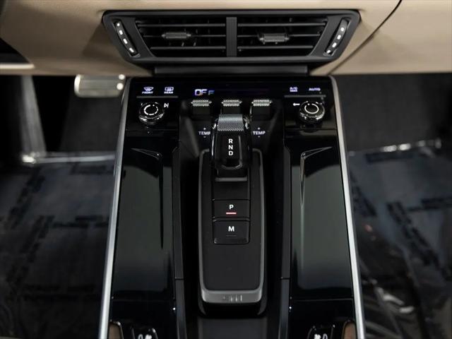 2025 Porsche 911 Carrera