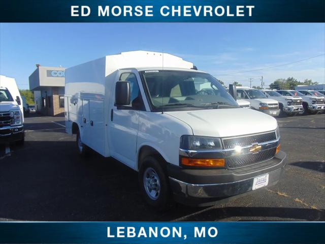 2025 Chevrolet Express Cutaway Work Van