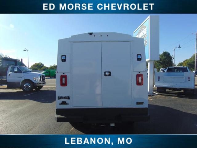 2025 Chevrolet Express Cutaway Work Van