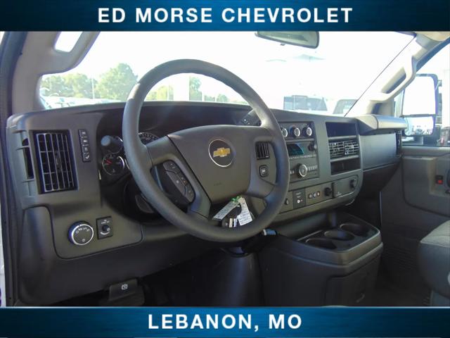 2025 Chevrolet Express Cutaway Work Van