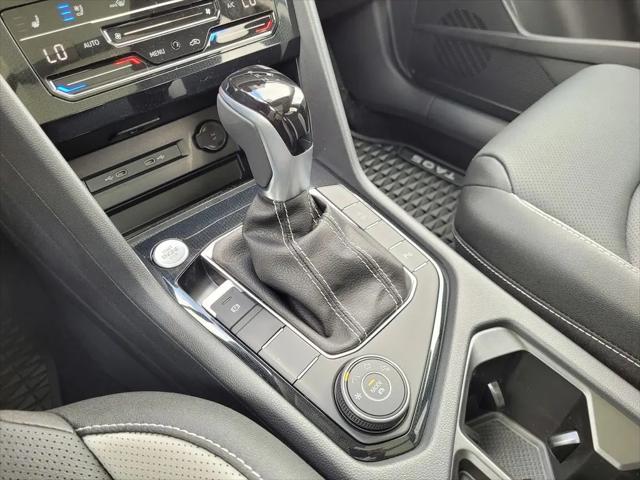 2025 Volkswagen Taos 1.5T SEL