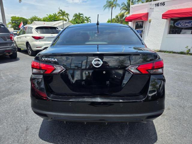2020 Nissan Versa S Xtronic CVT