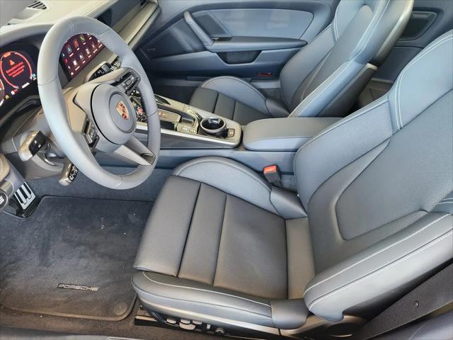 2025 Porsche 911 Carrera T