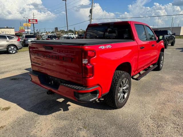 2022 Chevrolet Silverado 1500 4WD Crew Cab Short Bed LT with 2FL
