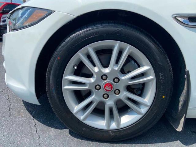 2018 Jaguar XE 25t Premium