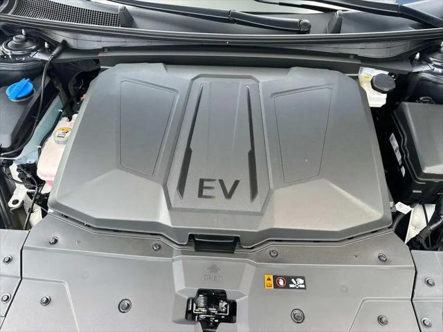 2025 Hyundai IONIQ 5 SEL
