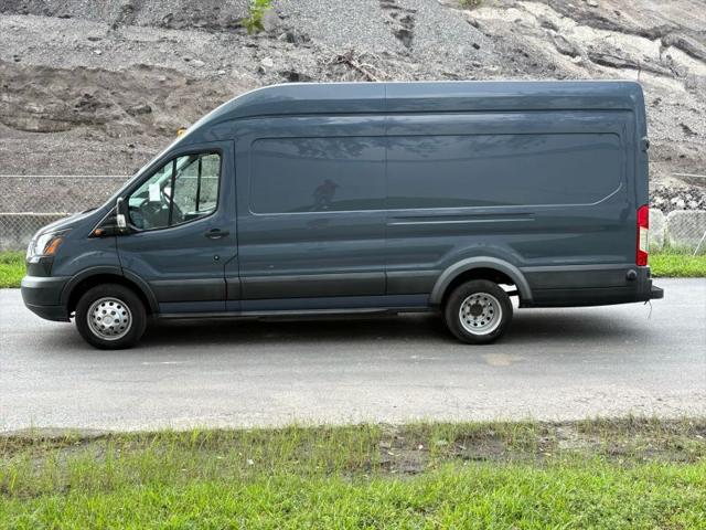 2019 Ford Transit Extended Length w/Sliding Side Door w/10 360-lb GVWR