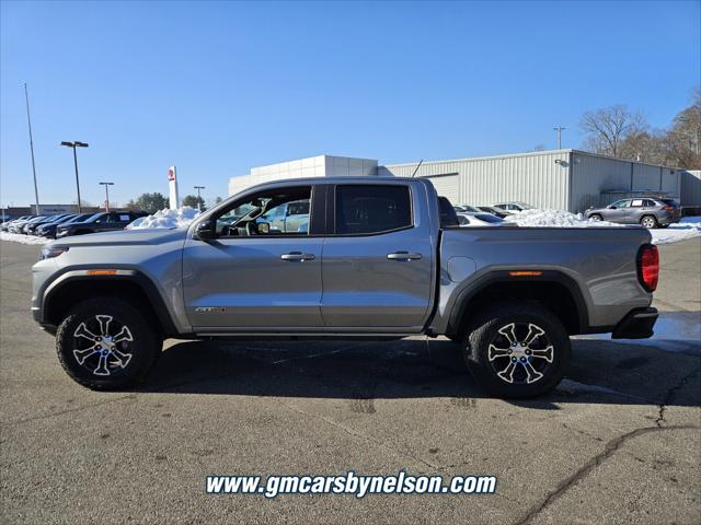 2025 GMC Canyon 4WD AT4