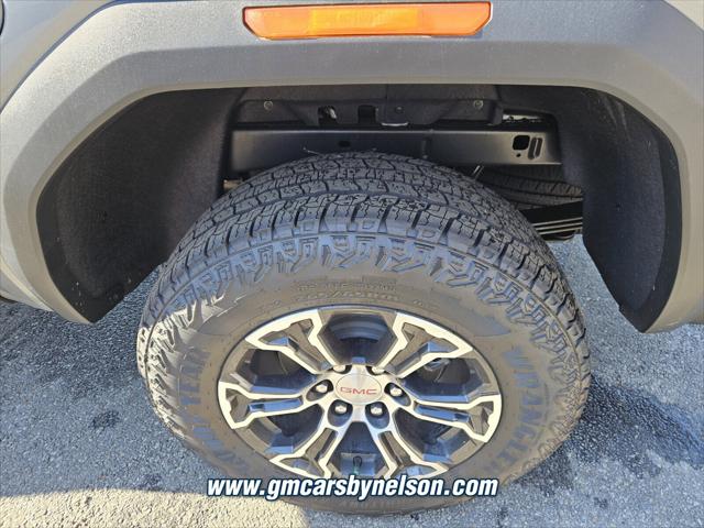 2025 GMC Canyon 4WD AT4