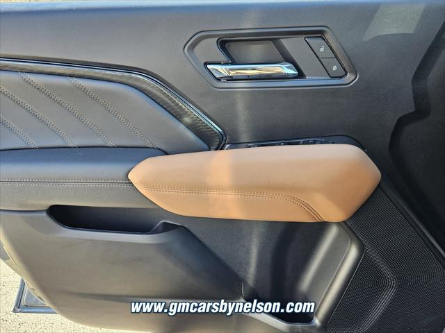 2025 GMC Canyon 4WD AT4