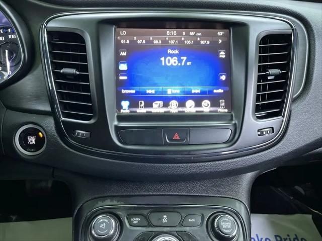 2016 Chrysler 200 S