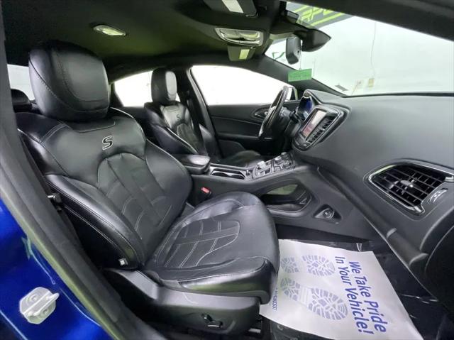 2016 Chrysler 200 S