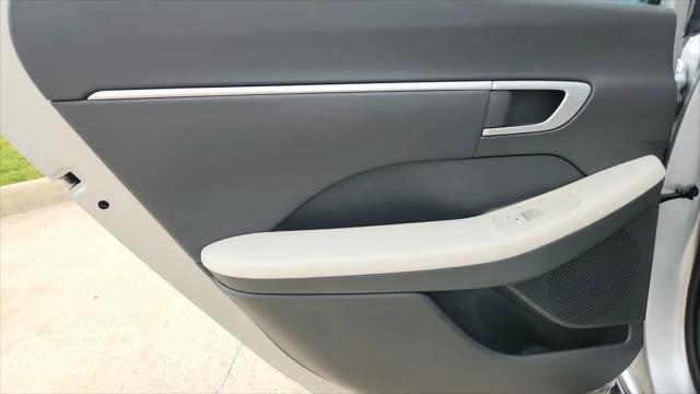 2025 Hyundai Sonata SEL Convenience