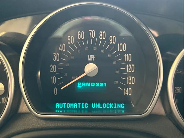 2004 Chevrolet SSR LS