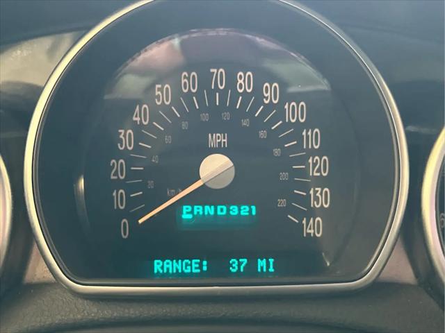 2004 Chevrolet SSR LS