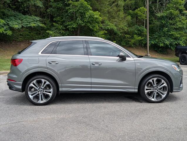 2020 Audi Q3 Premium Plus 45 TFSI S line quattro Tiptronic