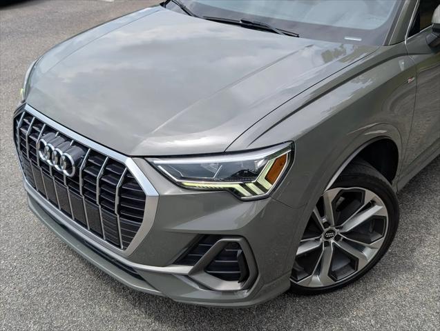 2020 Audi Q3 Premium Plus 45 TFSI S line quattro Tiptronic