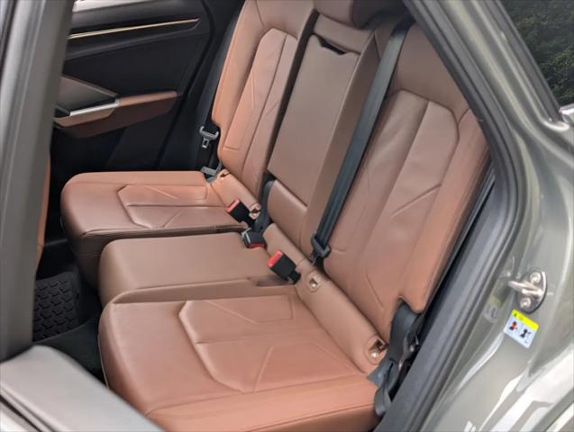 2020 Audi Q3 Premium Plus 45 TFSI S line quattro Tiptronic