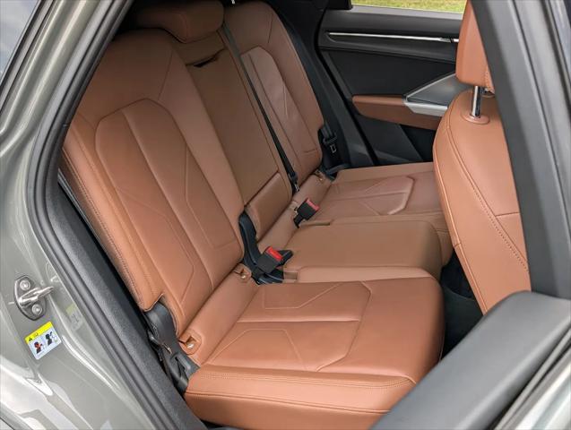 2020 Audi Q3 Premium Plus 45 TFSI S line quattro Tiptronic