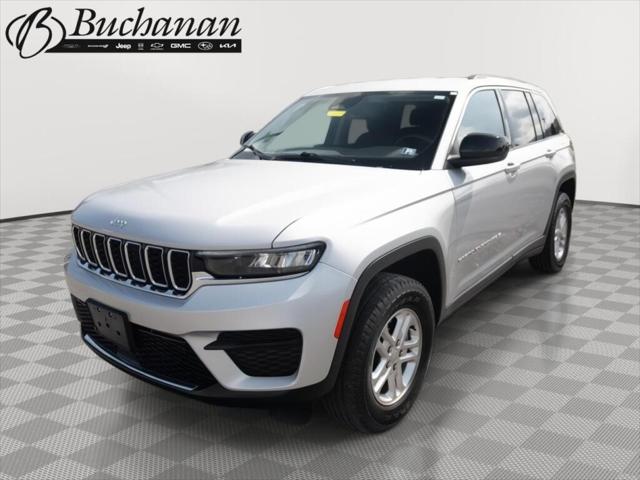 2023 Jeep Grand Cherokee Laredo 4x4 2023 Jeep Grand Cherokee Laredo 4x4