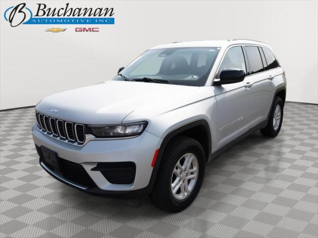 2023 Jeep Grand Cherokee Laredo 4x4 2023 Jeep Grand Cherokee Laredo 4x4