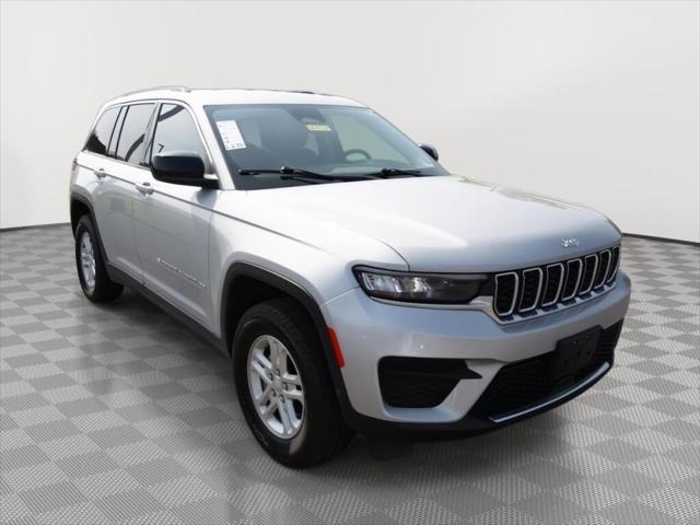 2023 Jeep Grand Cherokee Laredo 4x4 2023 Jeep Grand Cherokee Laredo 4x4