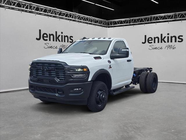 2026 RAM Ram 3500 Chassis Cab RAM 3500 TRADESMAN CHASSIS REGULAR CAB 4X4 60 CA