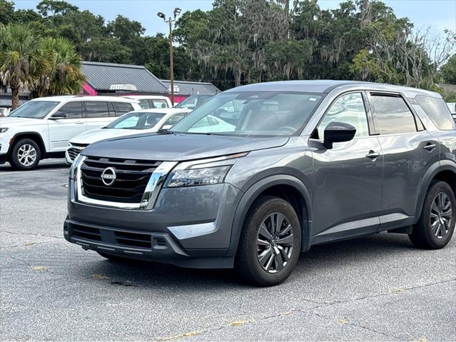 2024 Nissan Pathfinder S FWD