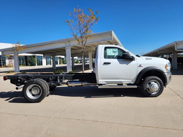 2024 RAM Ram 5500 Chassis Cab RAM 5500 TRADESMAN CHASSIS REGULAR CAB 4X4 84 CA 2024 RAM Ram 5500 Chassis Cab RAM 5500 TRADESMAN CHASSIS REGULAR CAB 4X4 84 CA