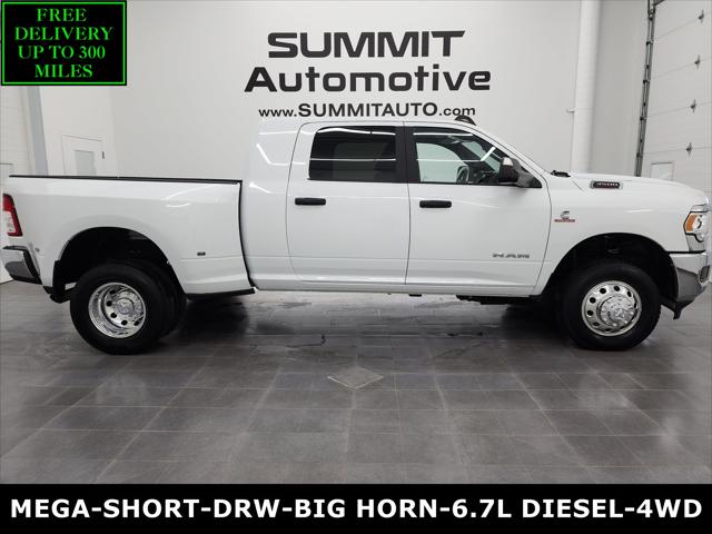 2022 RAM 3500 Big Horn Mega Cab 4x4 64 Box 2022 RAM 3500 Big Horn Mega Cab 4x4 64 Box