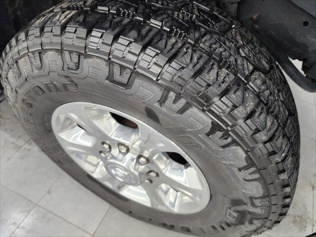 2020 RAM 2500 Big Horn Crew Cab 4X4 64 Box