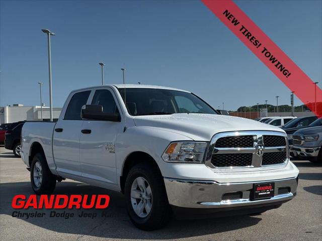2023 RAM 1500 Classic SLT Crew Cab 4x4 57 Box