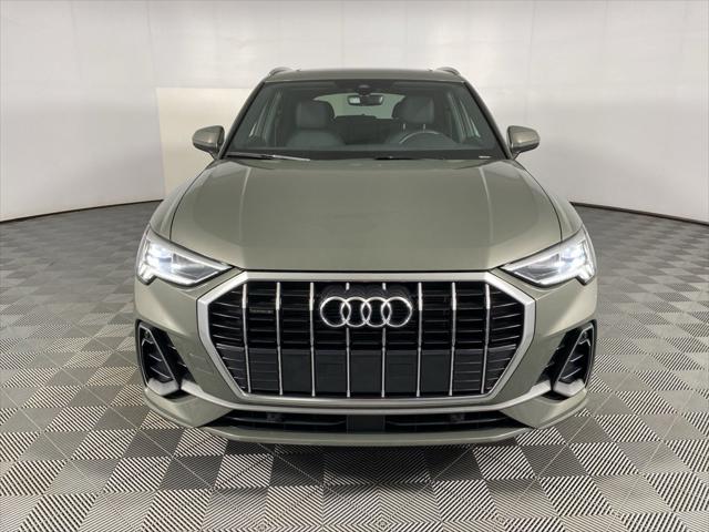 2025 Audi Q3 Premium 45 TFSI S line quattro Tiptronic