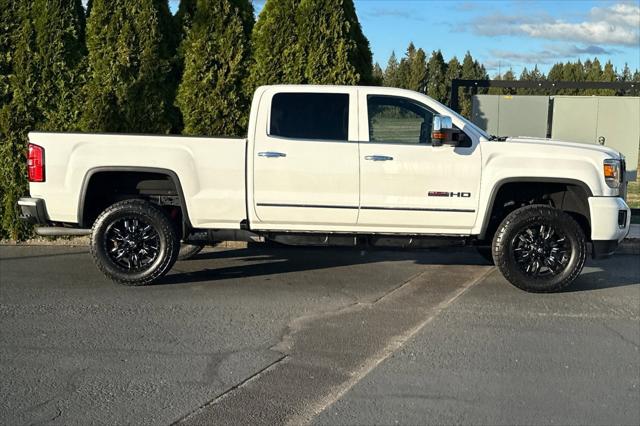 2016 GMC Sierra 2500HD SLT 2016 GMC Sierra 2500HD SLT