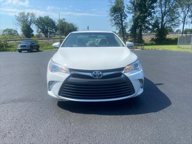 2017 Toyota Camry Hybrid LE