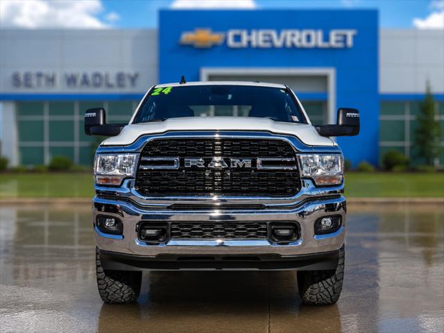 2024 Ram 3500 Big Horn Crew Cab 4x4 8' Box