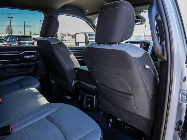 2024 Ram 3500 Big Horn Crew Cab 4x4 8' Box