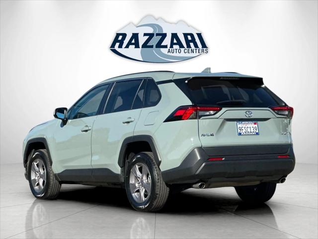 2022 Toyota RAV4 XLE