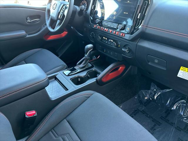 2025 Nissan Frontier Crew Cab PRO-4X 4x4