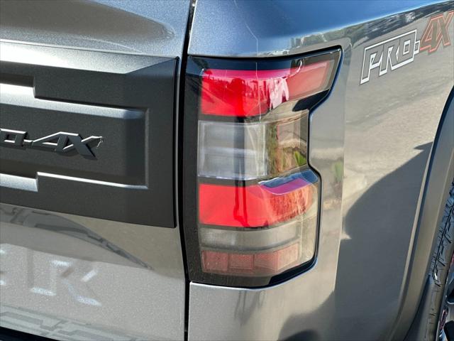 2025 Nissan Frontier Crew Cab PRO-4X 4x4