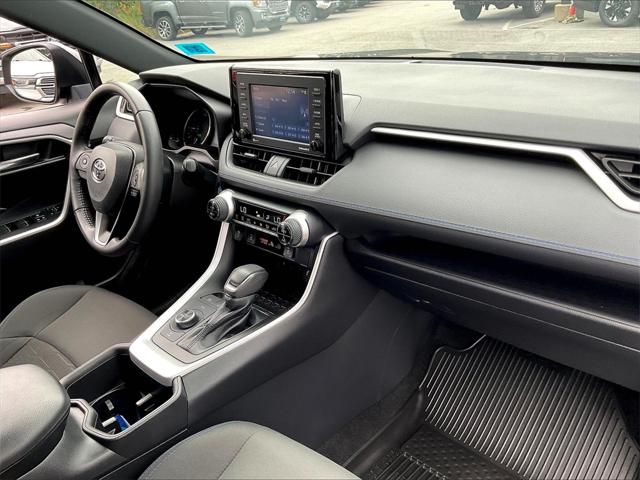 2022 Toyota RAV4 Hybrid SE